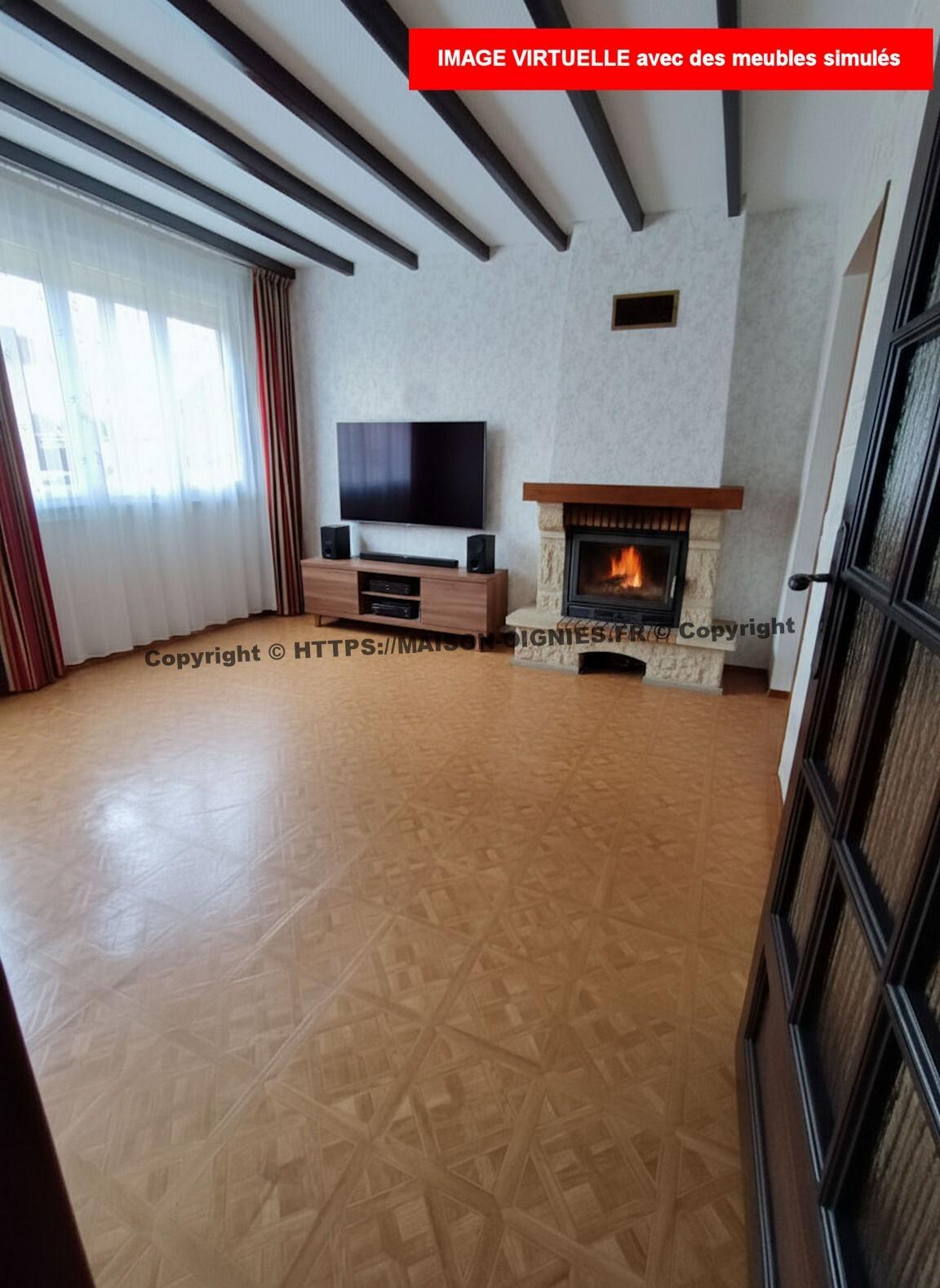 Vue virtuelle de la S à M, avec cheminée et home cinéma simulés